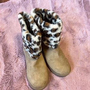 Tan/leopard print short boots